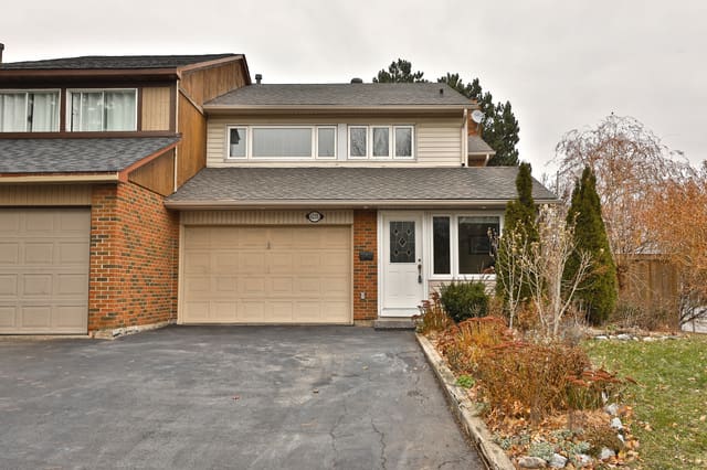 4235 Thom Gardens