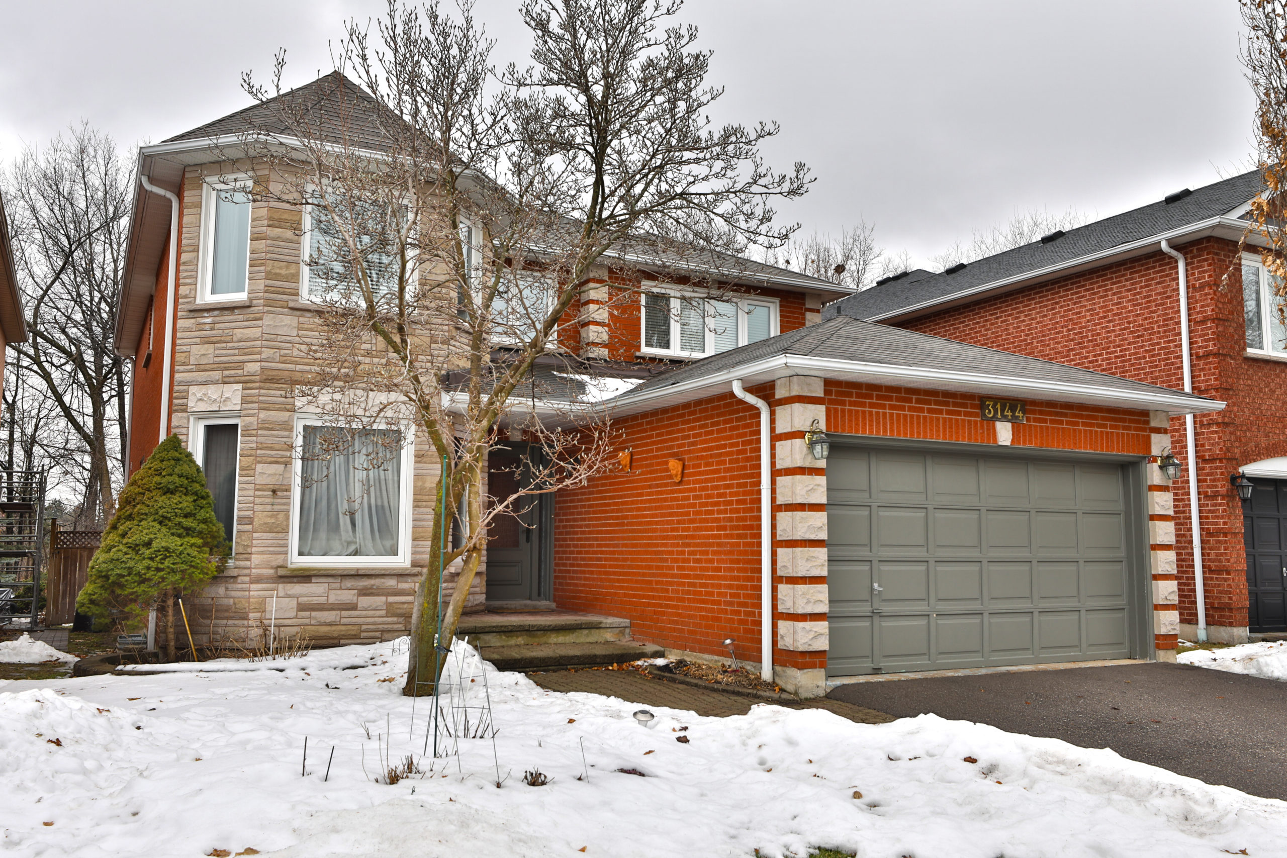 3144 Eden Oak Cres