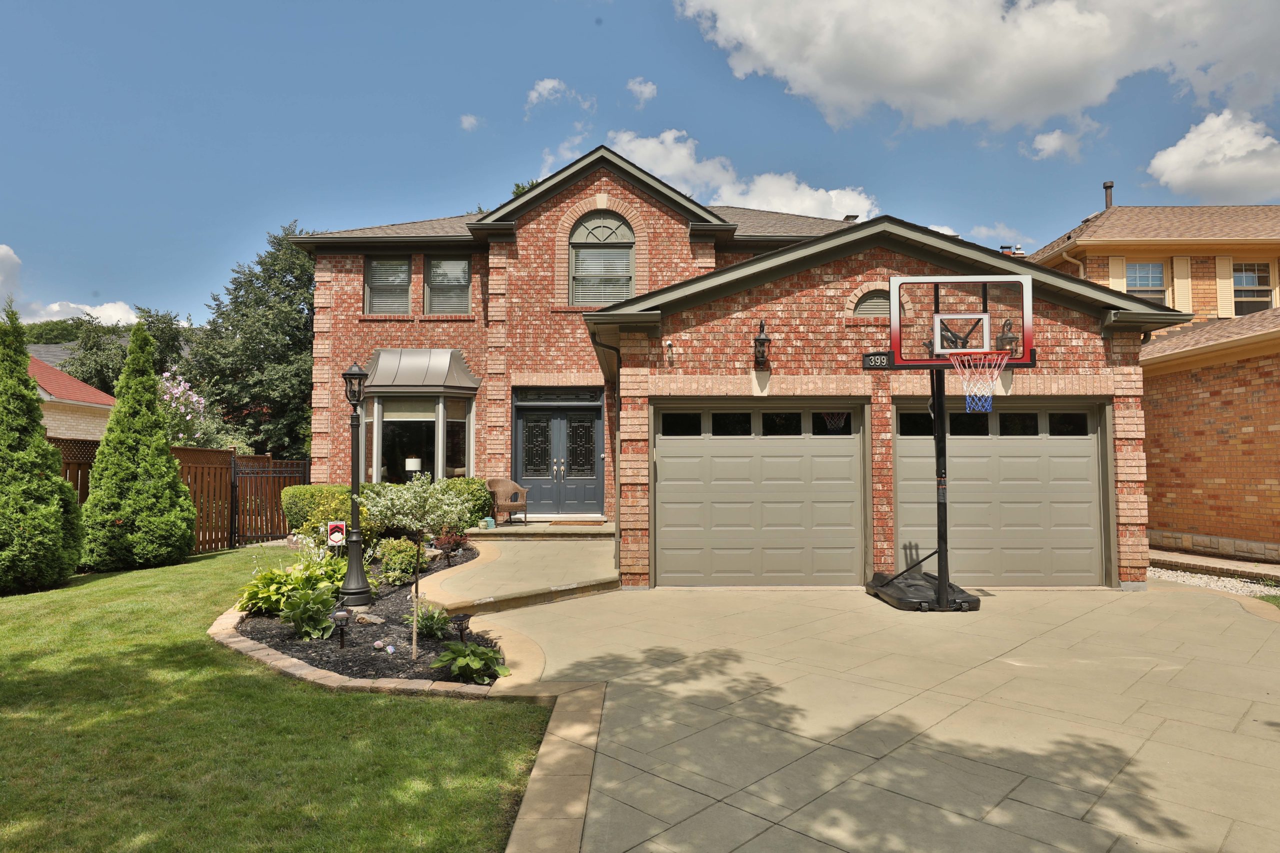 3993 Rolling Valley Drive