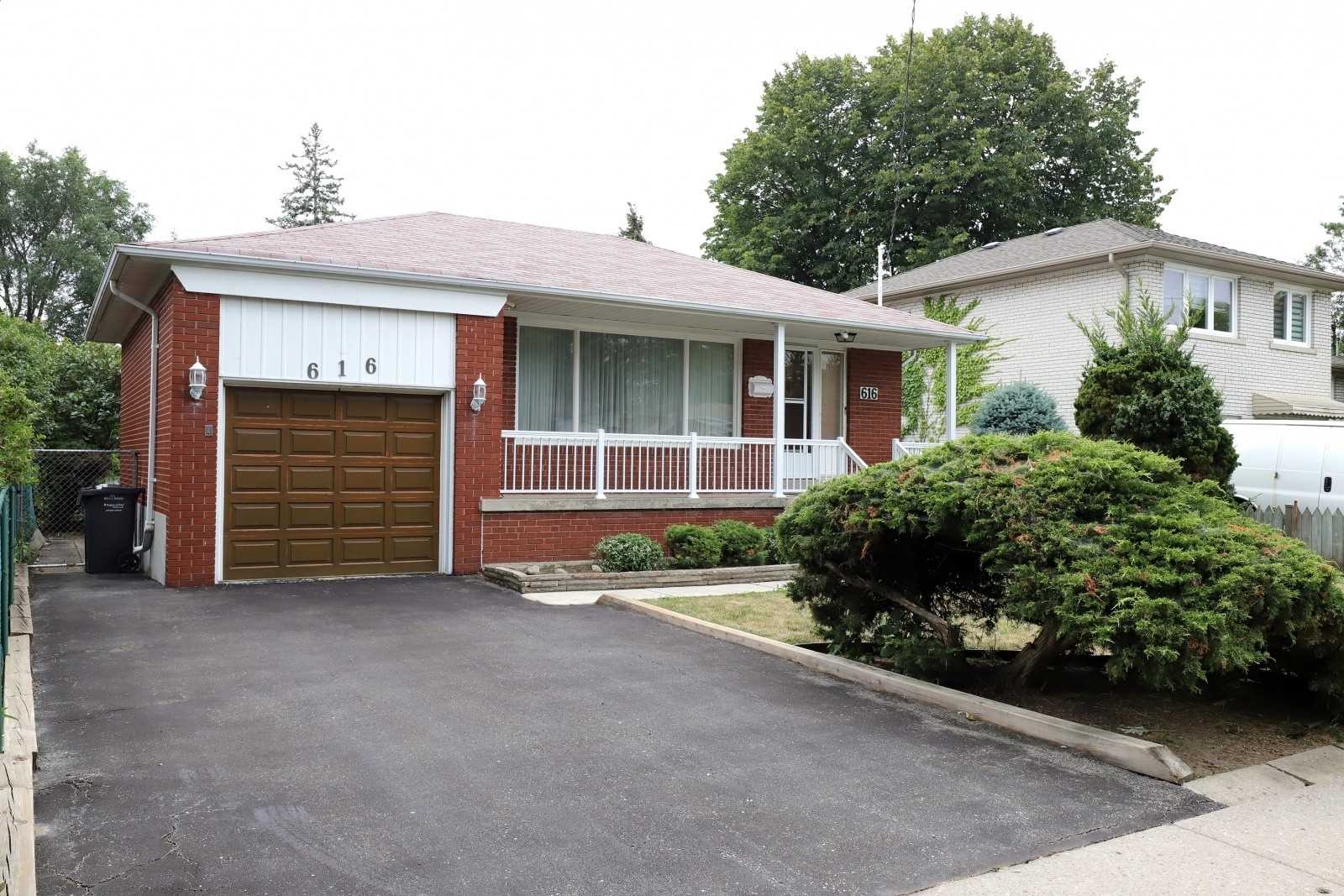 616 Hassall Rd