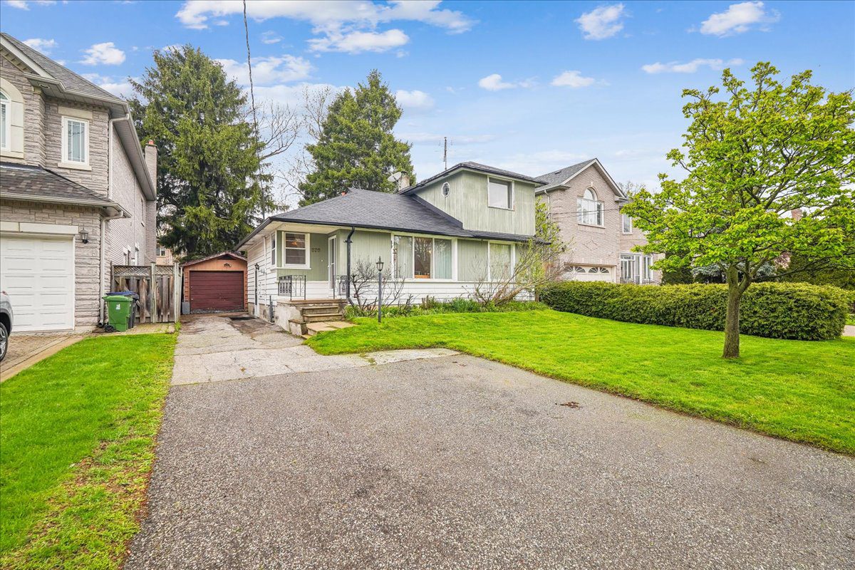 376 Princess Ave.